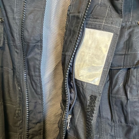 The North Face Grey Black Hyvent Recco Cryptic Jacket with Hood - Picture 9 of 12